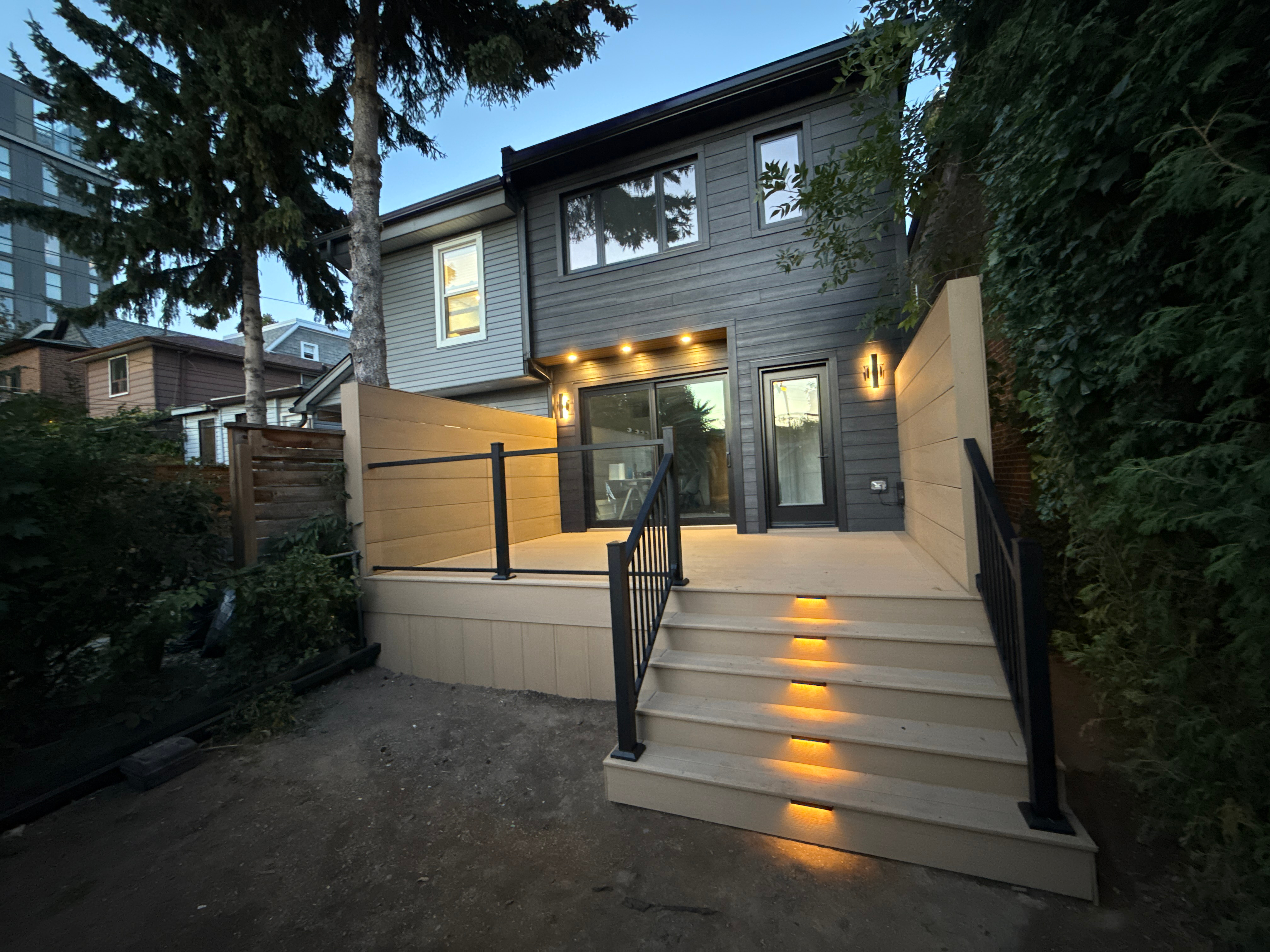 Back entrance deck